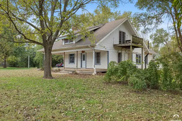 2333 SE Tecumseh RD, Tecumseh, KS 66542