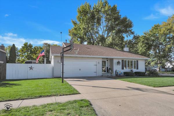 498 Kathy DR, Bourbonnais, IL 60914