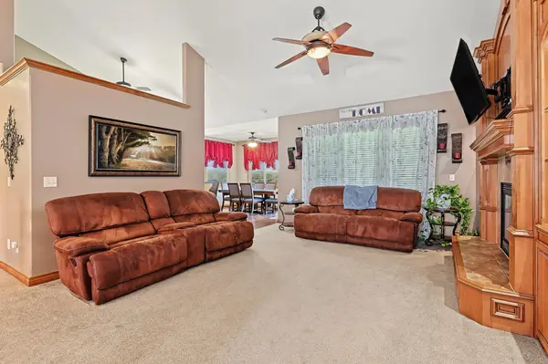 3918 Lakecrest, Wichita, KS 67205