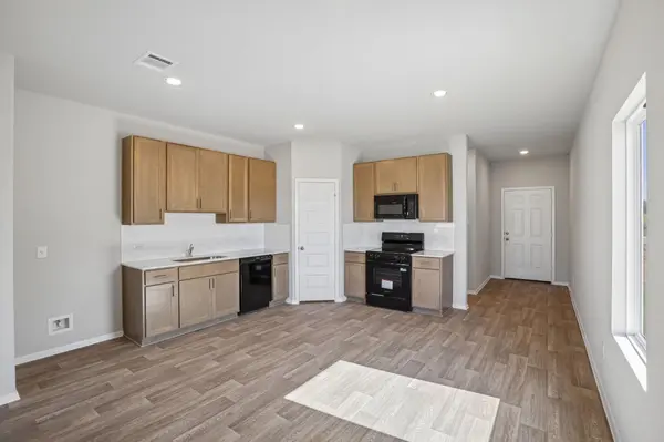 144 Spokeshave LN, Liberty Hill, TX 78642