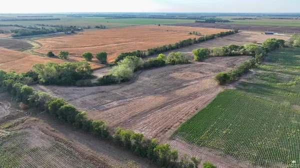 00000 Comanche RD, Windom, KS 67491