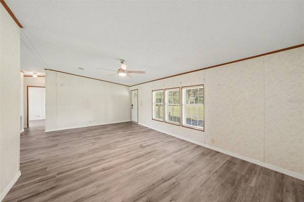 12015 MESSLER RD, Gibsonton, FL 33534