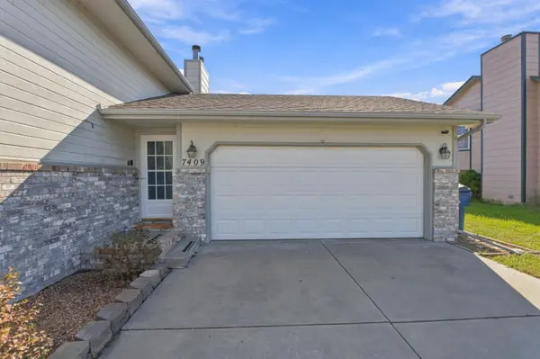 7409 E Brookview Cir, Wichita, KS 67226