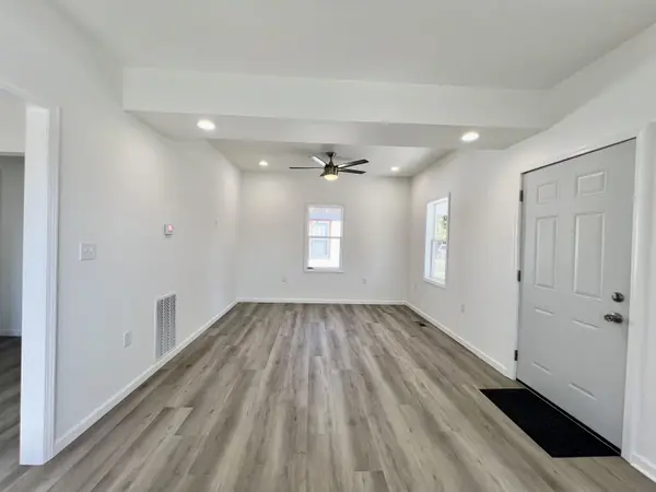829 S Summit, Arkansas City, KS 67005