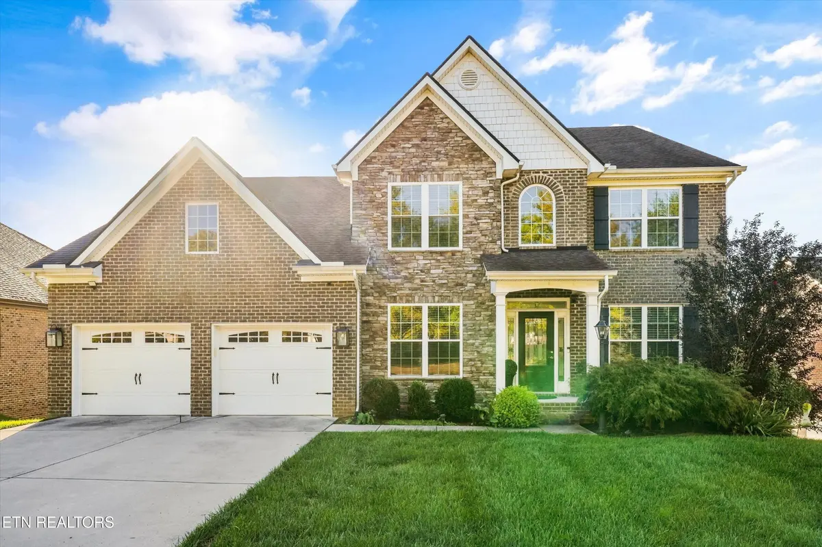 1027 Prince George Parish Drive, Knoxville, TN 37934