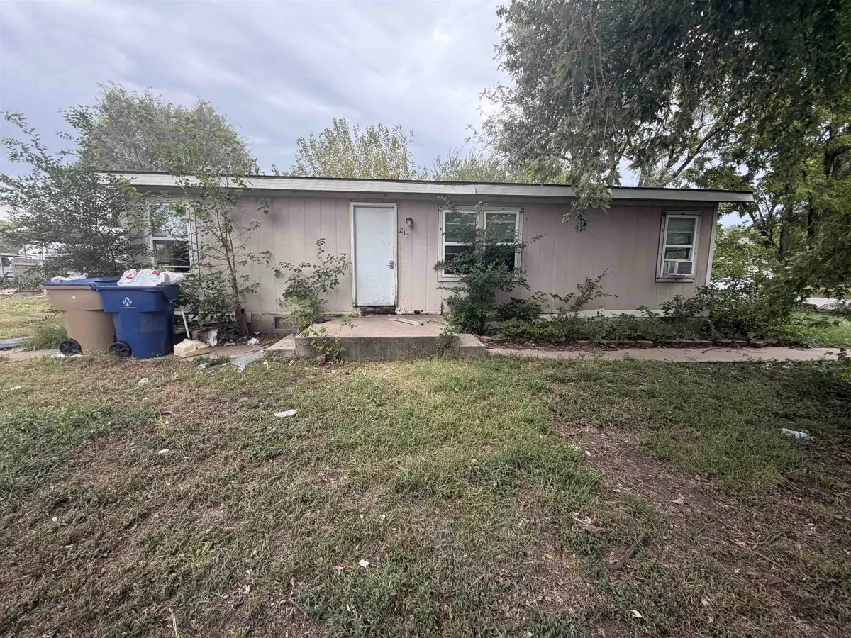 213 W Main, Mount Hope, KS 67108