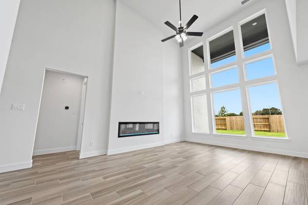 145 Pinyon Pine DR, Bastrop, TX 78602