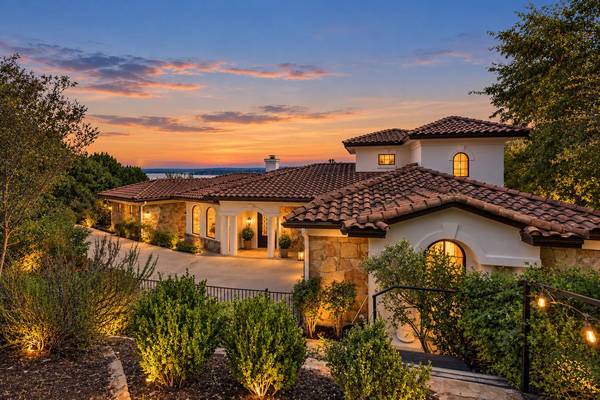 807 Mariner, Lakeway, TX 78734