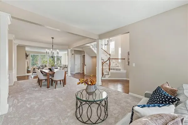 11216 W 140th PL, Overland Park, KS 66221