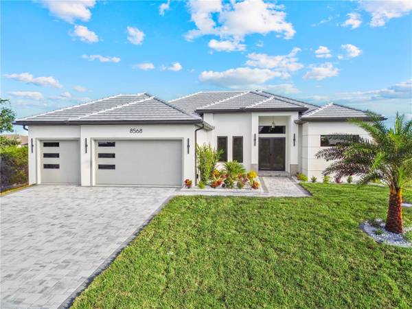 8568 SANTA CRUZ DR, Port Charlotte, FL 33981