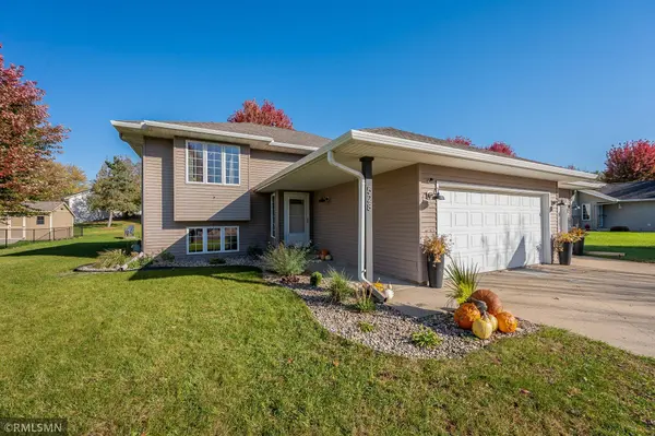 528 Le Sueur AVE, Eagle Lake, MN 56024