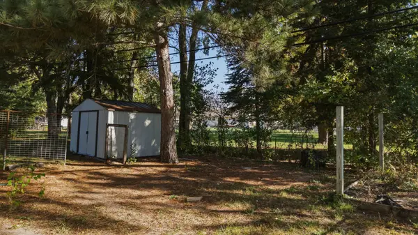 7018 Drew AVE N, Brooklyn Center, MN 55429