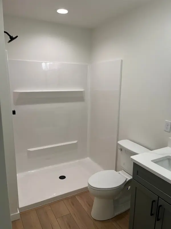 565 GUNDERSON DR, Portage, WI 53901
