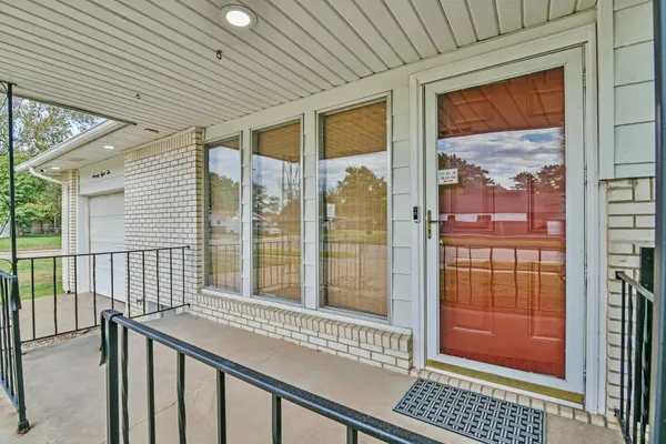 7810 W 10th St N, Wichita, KS 67212