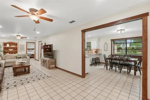 11102 Salado Springs CIR, Salado, TX 76571