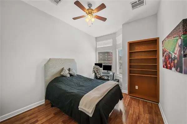 2802 Nueces ST #302, Austin, TX 78705