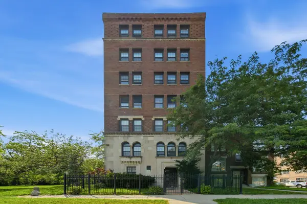 3017 E 78th ST #3A, Chicago, IL 60649