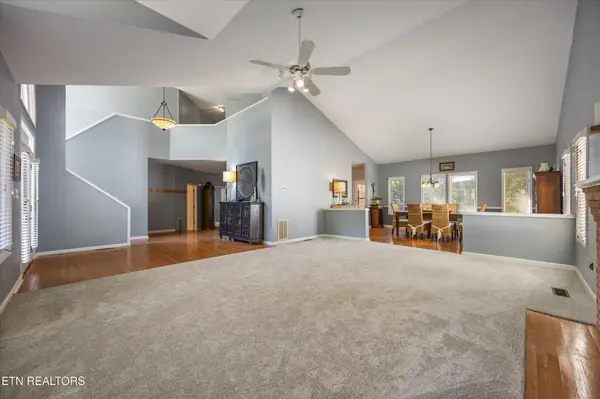 8013 Whitestone Rd, Knoxville, TN 37938