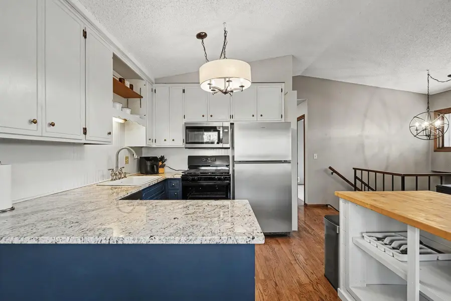 2630 Aspen CT, White Bear Lake, MN 55110
