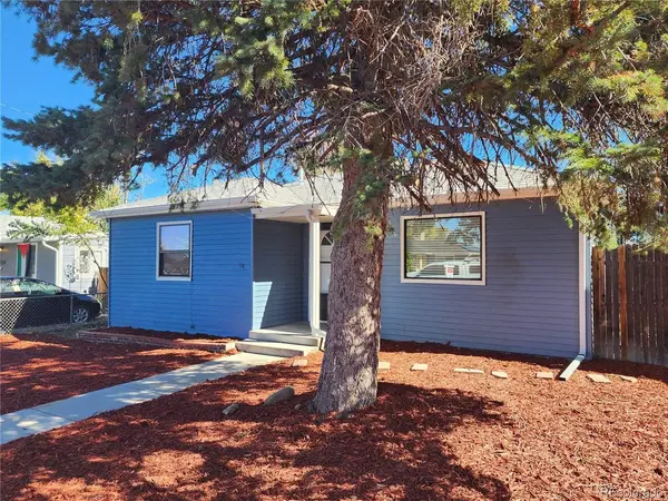 1116 Moline, Aurora, CO 80010