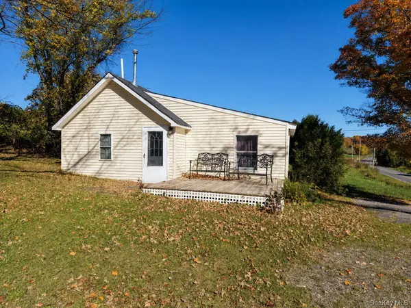 37 S Plank RD, Westtown, NY 10998