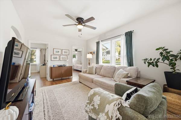 203 N Van Buren ST, Batavia, IL 60510