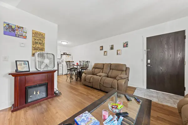 3813 Restwood RD, Lexington, MN 55014