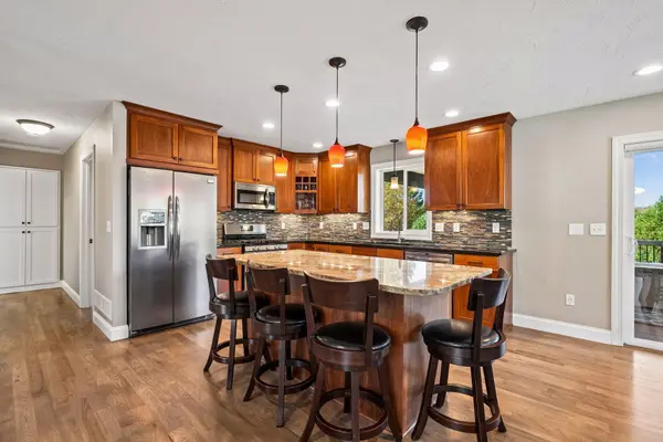 3635 Edgerton ST, Vadnais Heights, MN 55127