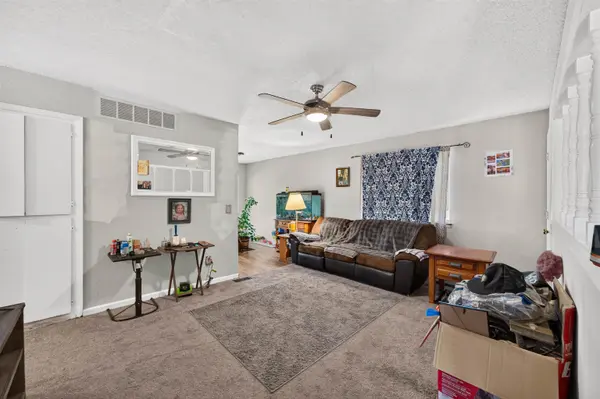 2018 E Fairchild St, Park City, KS 67219