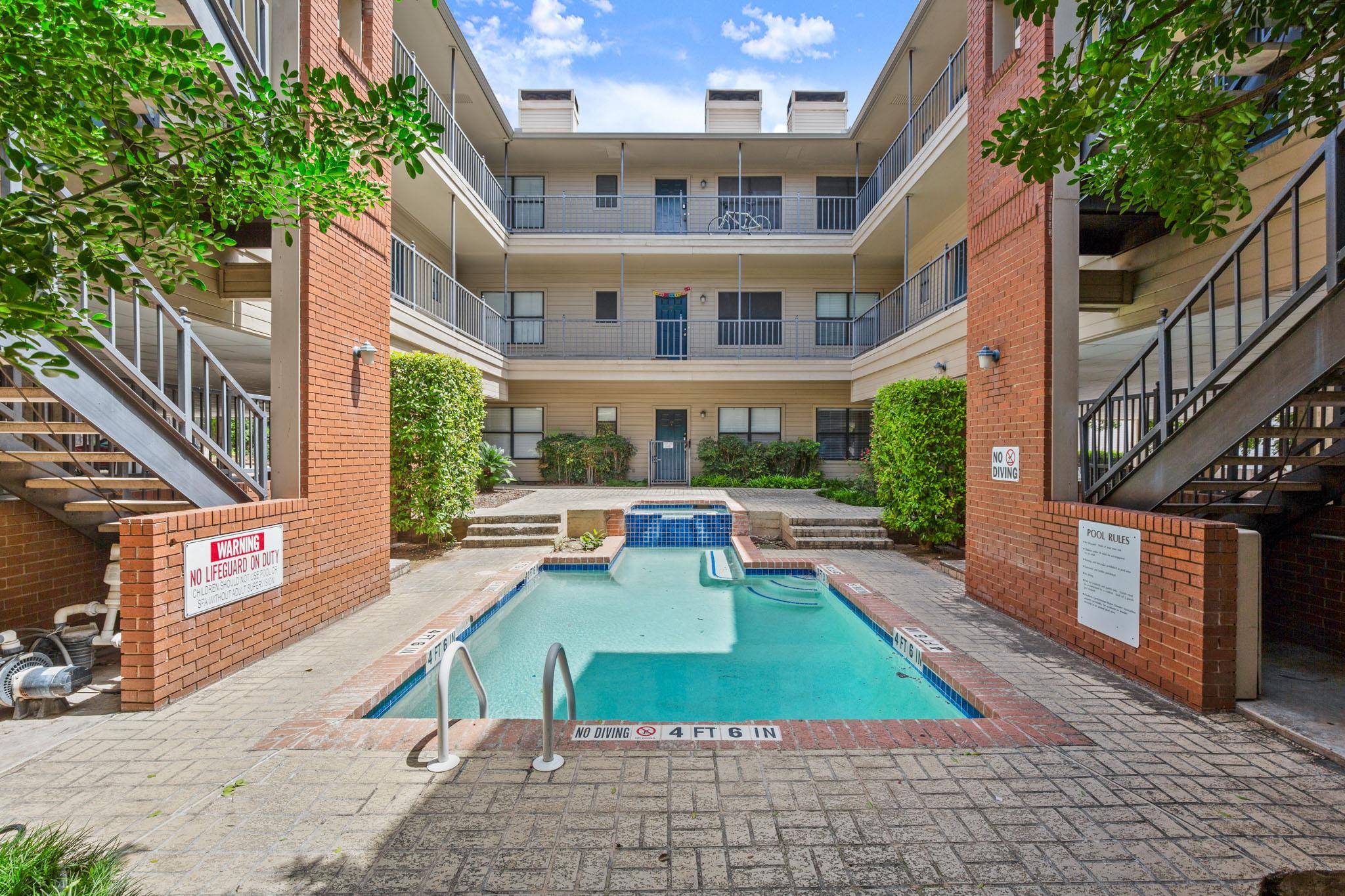 106 E 30th ST #304, Austin, TX 78705