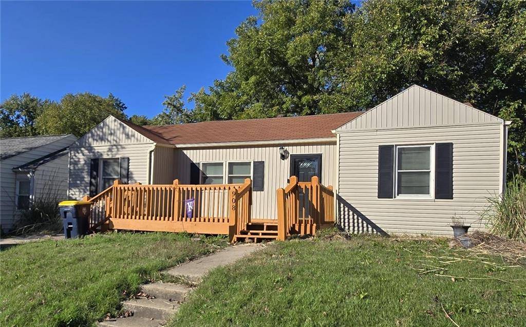 908 NE 44th TER, Kansas City, MO 64116