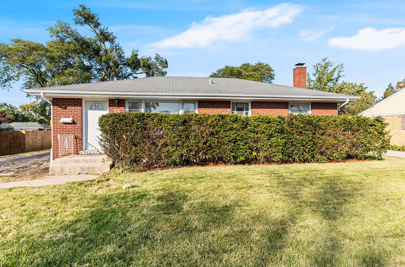 14 8th ST, Downers Grove, IL 60515