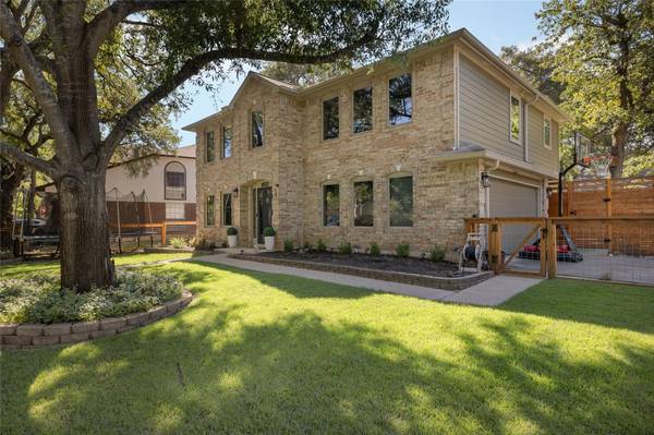 8022 Doe Meadow DR, Austin, TX 78749