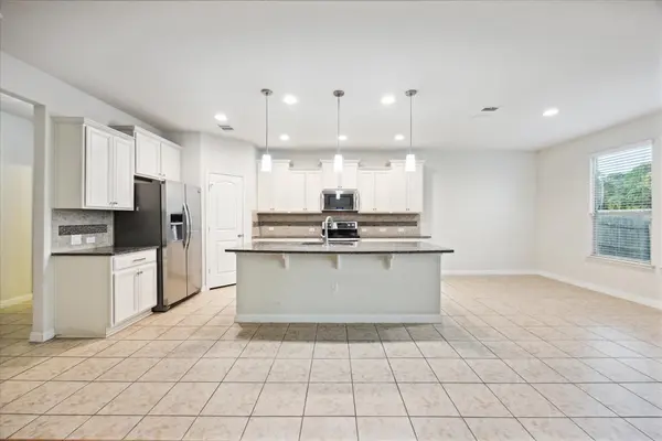 10605 Portico LN, Austin, TX 78748