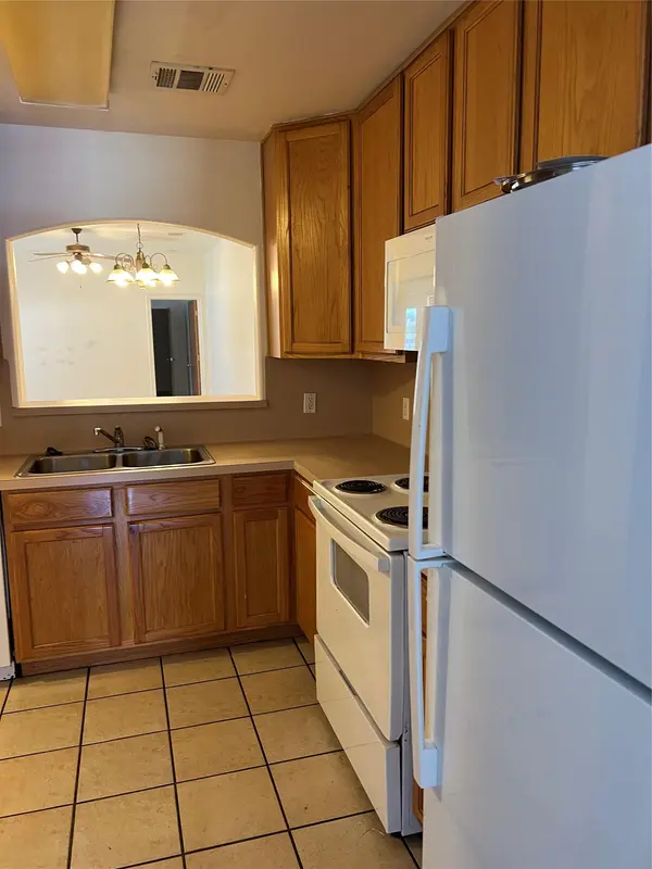 210 Marvin CV, Hutto, TX 78634