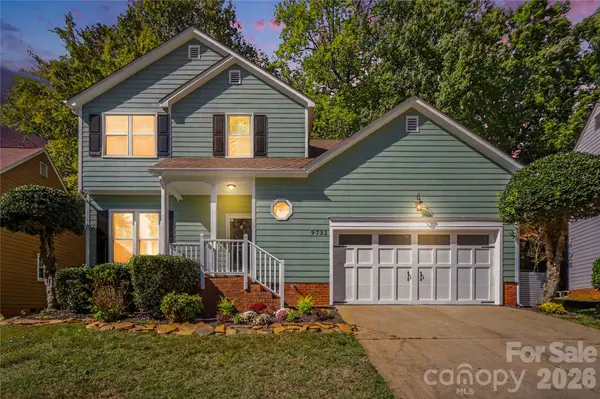 9732 Whitewood TRL, Charlotte, NC 28269