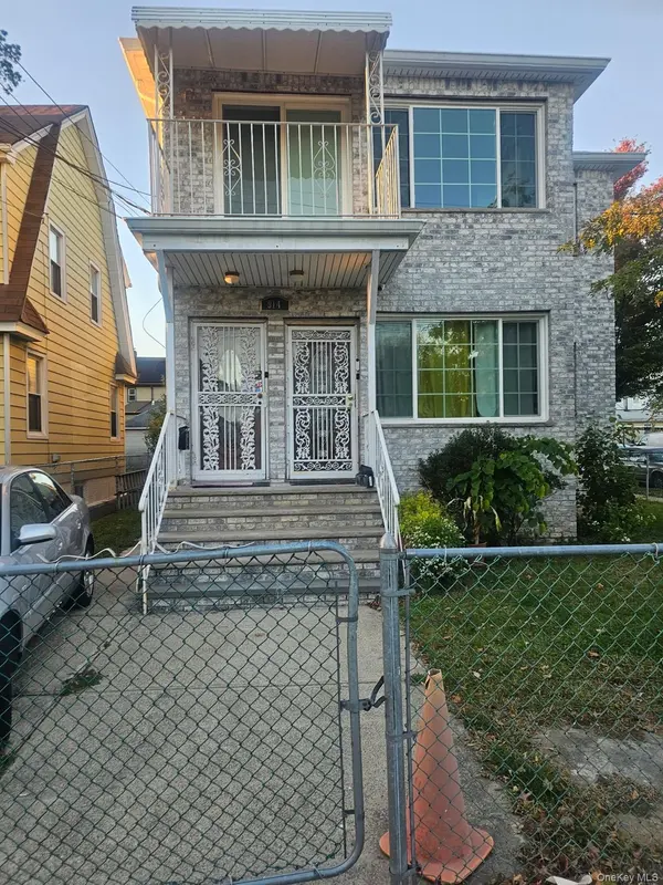 19149 113th AVE #2, Saint Albans, NY 11412