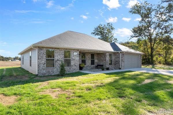 109 Beau DR, Scott City, MO 63780