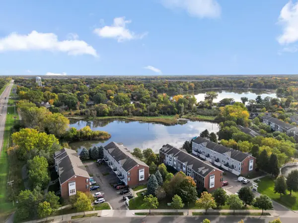 403 Village Pkwy, Circle Pines, MN 55014