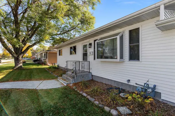 586 E 2ND ST, Fond Du Lac, WI 54935