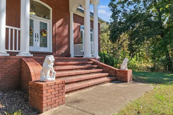 4012 Shady Oak Ln, Iron City, TN 38463