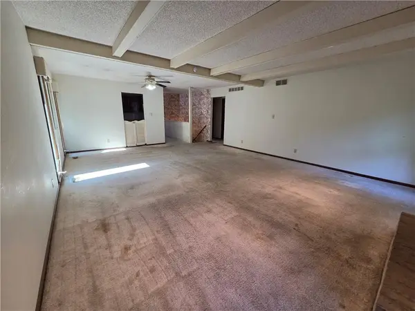 3602 Cambridge AVE, Topeka, KS 66614