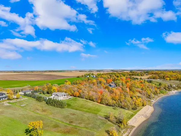 45140 W Little McDonald Dr, Frazee, MN 56544