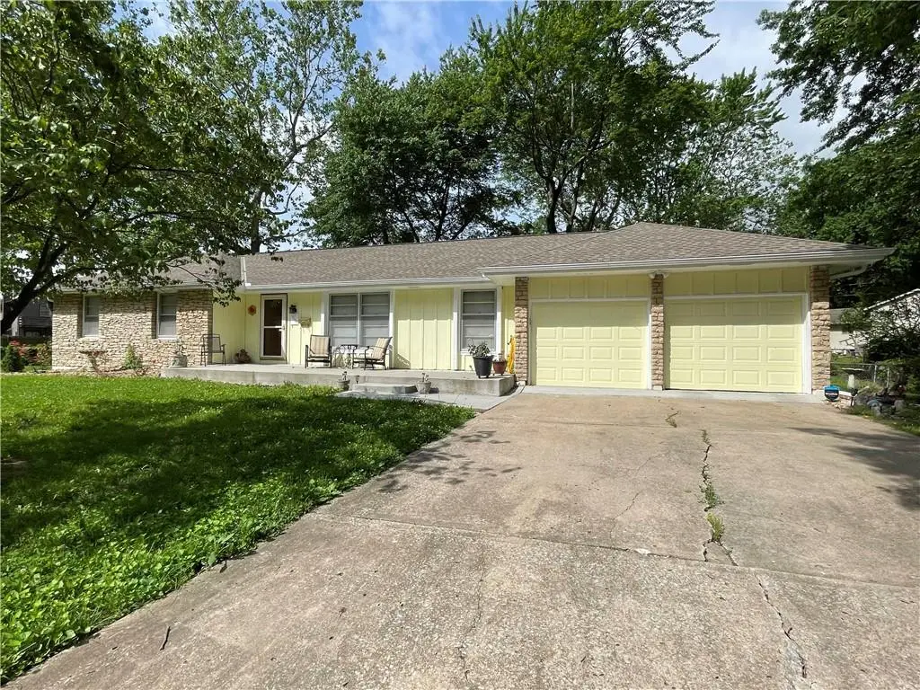 11101 E 73rd ST, Raytown, MO 64133