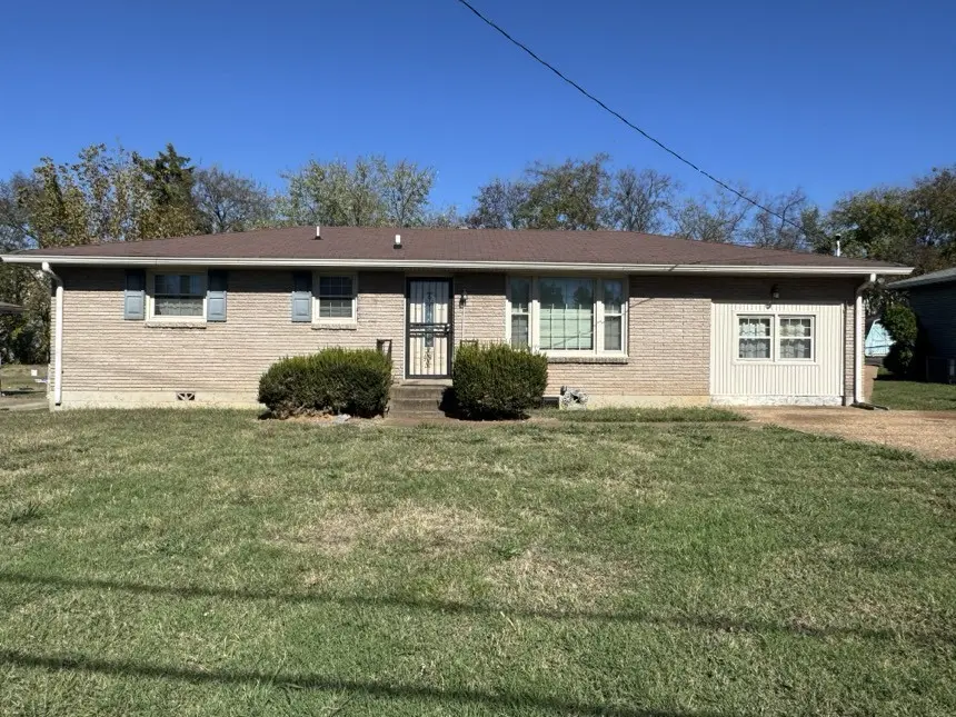 3307 Spears Rd, Nashville, TN 37207
