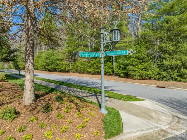 99999 Lot 2 Racquet Club RD #2, Asheville, NC 28803