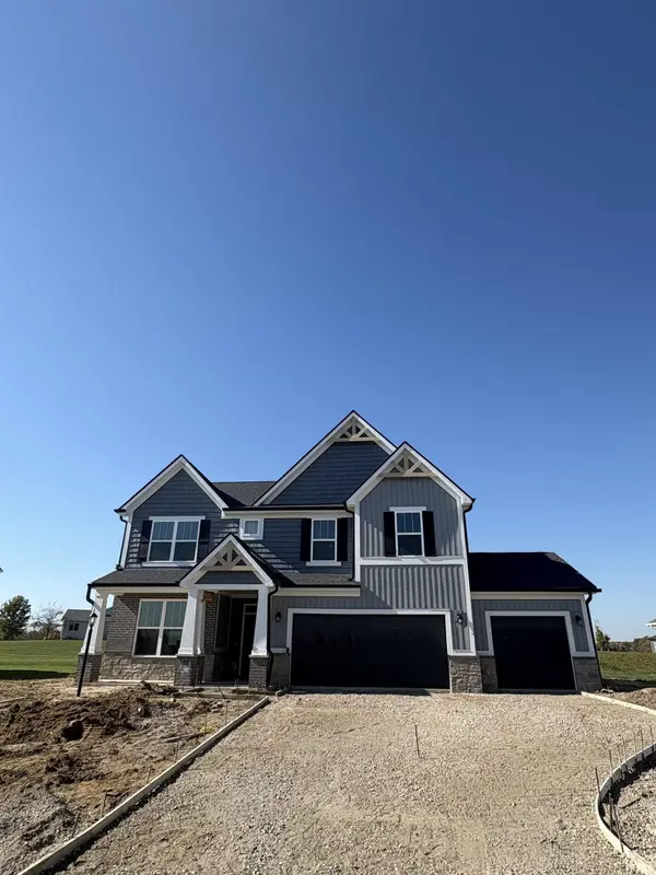 1453 Pyke Grove PASS, Huntertown, IN 46748