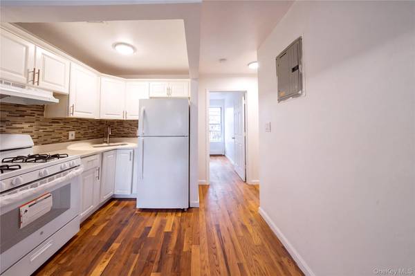 10649 156th ST, Jamaica South, NY 11433
