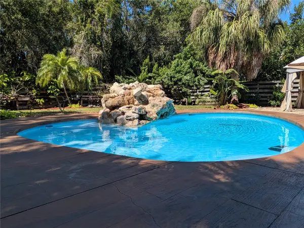 1133 RUSSELL AVE, Sarasota, FL 34232