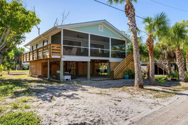 8416 LITTLE GASPARILLA IS, Placida, FL 33946